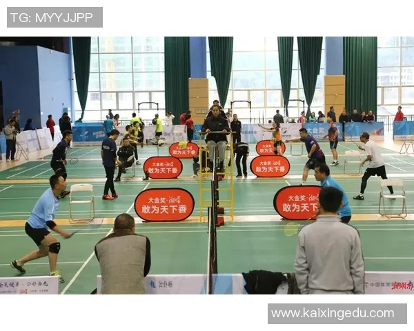 湖南省第八届公仆杯羽毛球赛在怀化会同举行